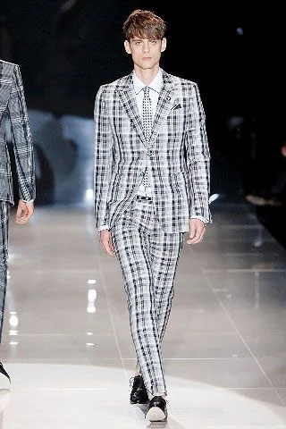 Look 12